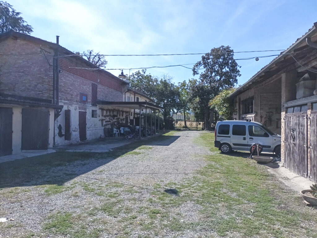 CASA indipendente con giardino BAZZANO Valsamoggia